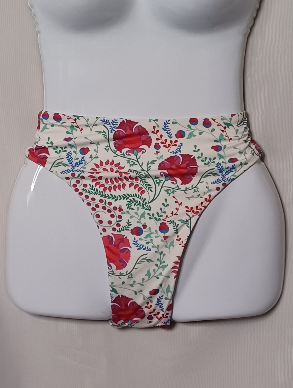 Toluca Women's High-Waist Floral Print Swimwear Bottoms. Size S
